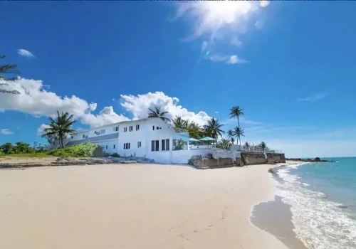 Cable Beach House - Nassau (1)