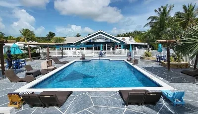 Flip Flops on the Hilltop - Exuma - Great Exuma (25)