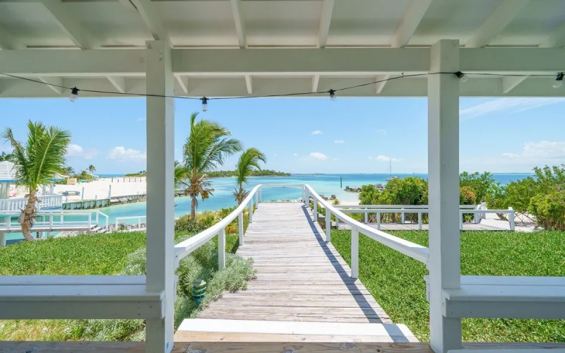 Sea Glass Found - Abaco - Man-O-War Cay (40)